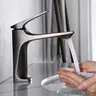 Robinet d'évier de salle de bains en laiton à poignée… – vue 3