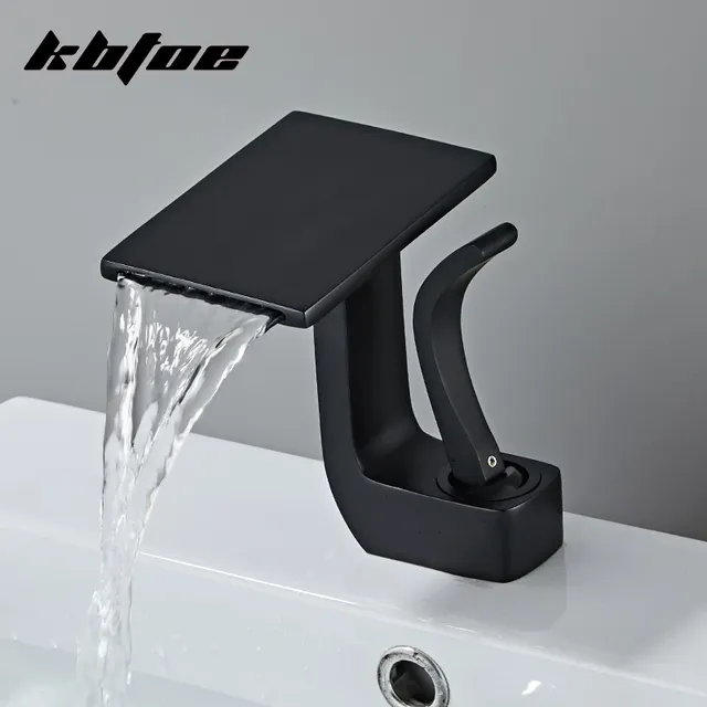Robinet de salle de bains cascade carré moderne – vue 3