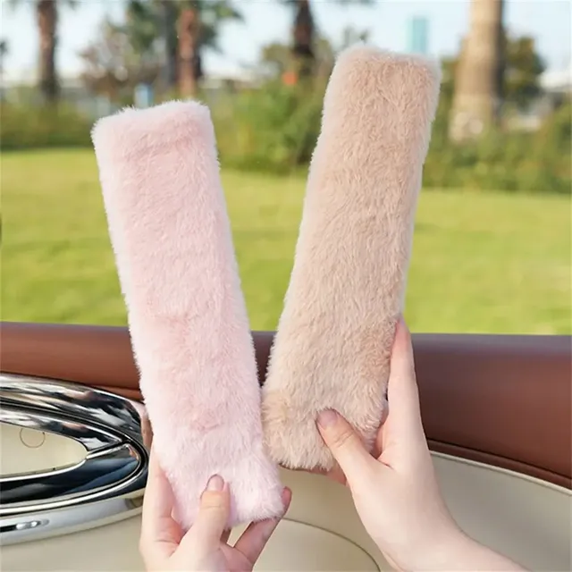 Housse de ceinture de sécurité de voiture en peluche douce – vue 4