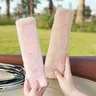 Housse de ceinture de sécurité de voiture en peluche douce – vue 4