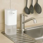 Distributeur de savon à capteur de fonctionnement sans contact, automatique et silencieux, distributeur de désinfectant pour les mains, capteur intelligent, hôtel