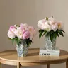 Vase peint à la main en porcelaine bleue et blanche – vue 4