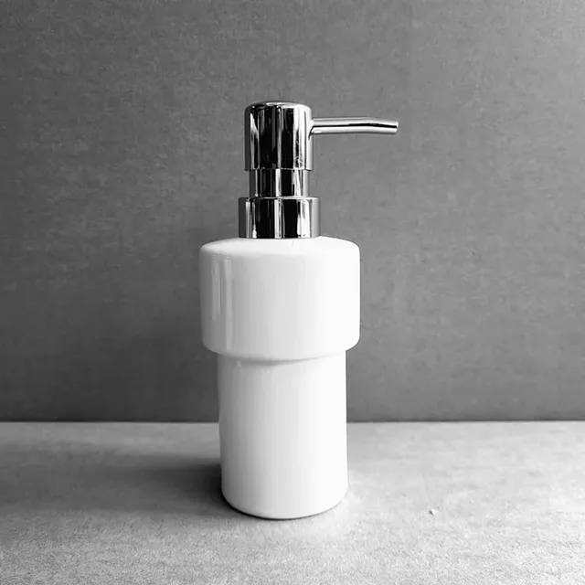 Bouteille vide pour shampoing – vue 3