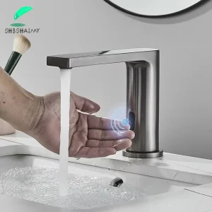 Robinet de centre commercial d&rsquo;eau chaude et froide, capteur intelligent noir, robinet tactile automatique pour HOBasin monté sur le pont, lavage de luxe