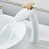 Robinet de lavabo en platine – vue 4