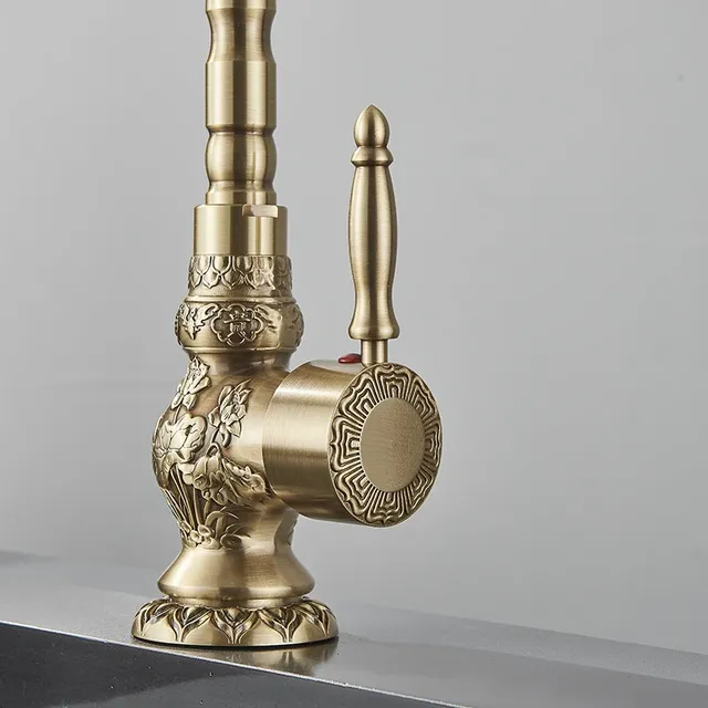 Robinet de cuisine en laiton antique – vue 5