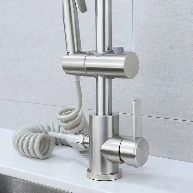 Tête d'évier de cuisine rotative avec pulvérisateur… – vue 6