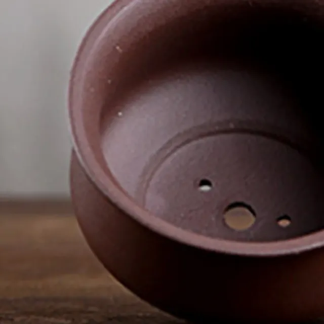 Pots de fleurs en céramique et porcelaine violette – vue 5