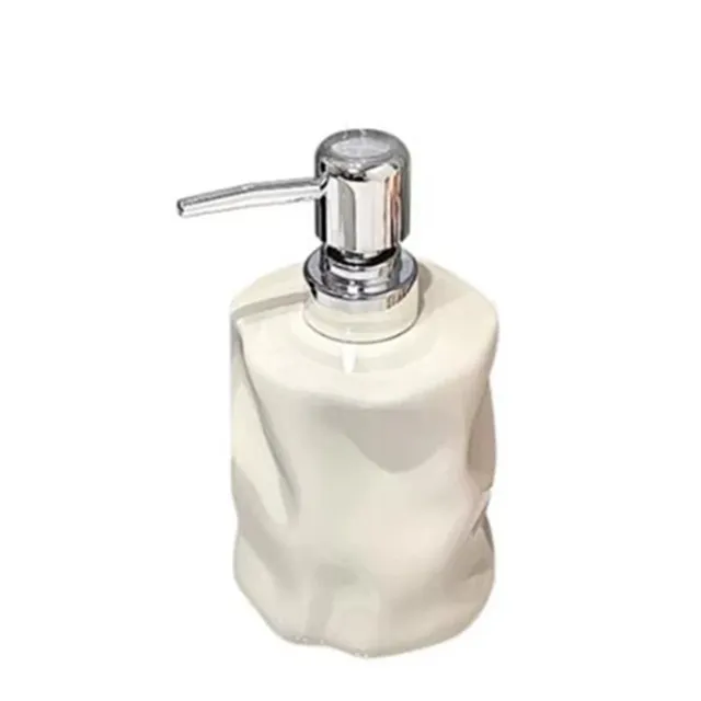 Bouteille de désinfectant pour les mains de luxe – vue 6