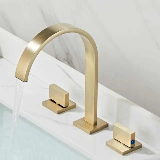 Robinet de lavabo doré – vue 7