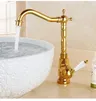 Robinet de lavabo en or – vue 4