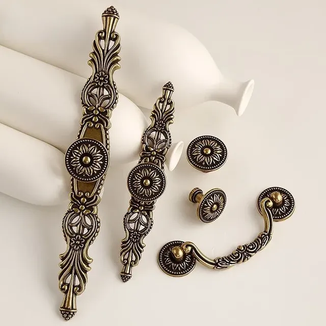 Boutons et poignées de meubles antiques Vintage – vue 2