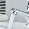Robinet d'évier robinet de lavabo d'eau chaude et froide… – vue 6