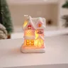 Petite maison de noël en résine scintillante – vue 3