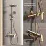 Ensemble de douche doré – vue 1