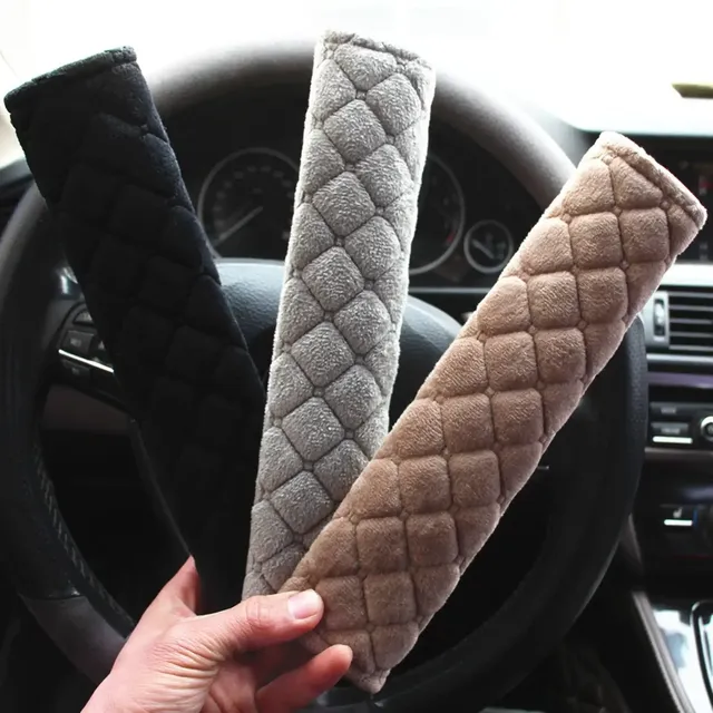 Juste de ceinture de sécurité de voiture en peluche souple – vue 3