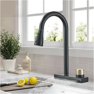 Robinet de cuisine noir avec cascade de pluie