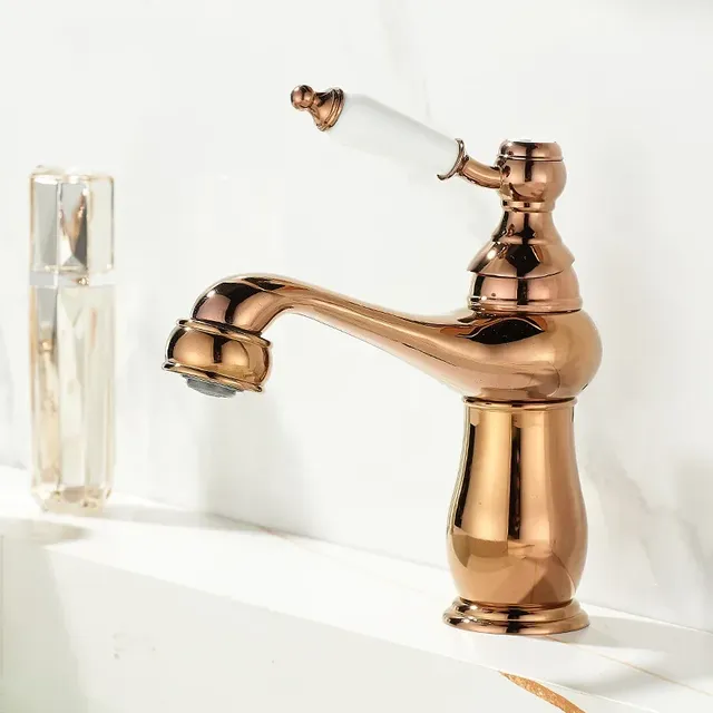 Robinet de lavabo doré – vue 5