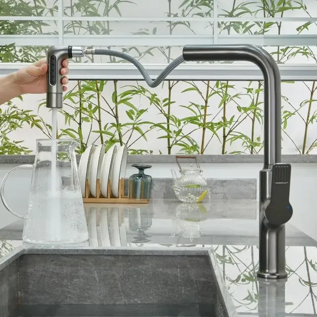 Robinet de cuisine gris pistolet – vue 3