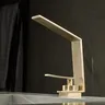 Robinet de lavabo cascade or brossé – vue 5