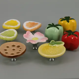 Bouton céramique émaillé coloré brillant gourmand vintage forme tomate…