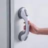 Main courante de salle de bain pour éviter les chutes – vue 2