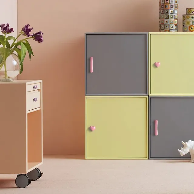 Boutons de chambre d'enfants – vue 2