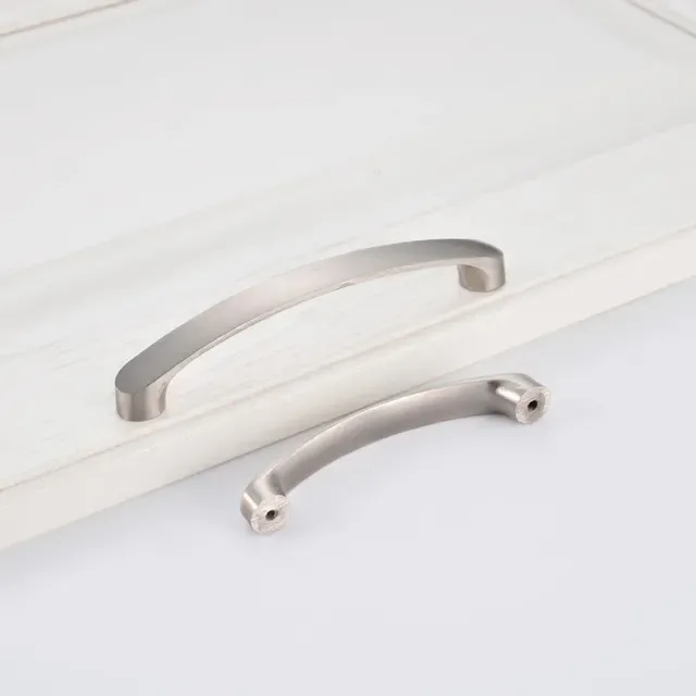 Poignée meuble aluminium argent brossé satiné incurvée… – vue 2