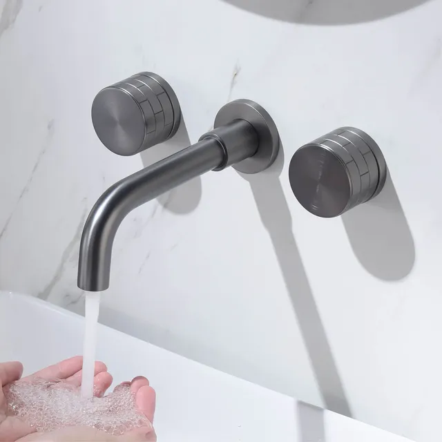 Robinet de salle de bains noir de luxe encastré – vue 6