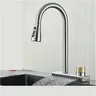 Robinet de cuisine noir avec cascade de pluie – vue 2