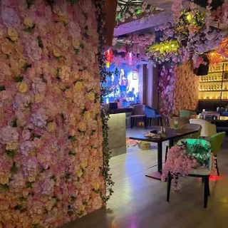 Panneaux muraux de fleurs artificielles faits à la main