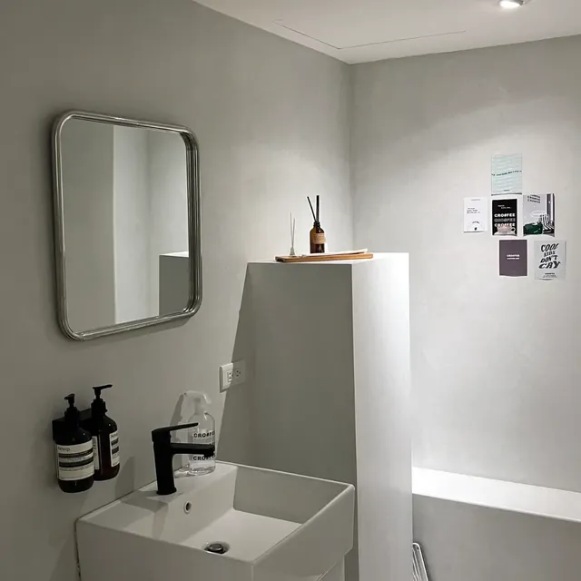 Miroir de salle de bains en acier inoxydable – vue 3