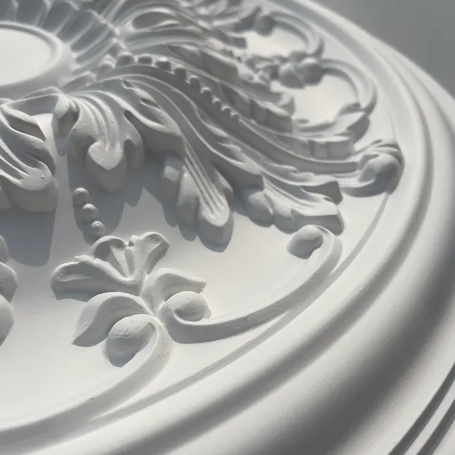 Rosace plafond ronde baroque acanthe volutes relief… – vue 5