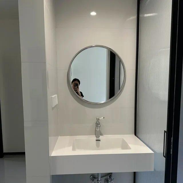 Miroir de salle de bains en acier inoxydable – vue 2