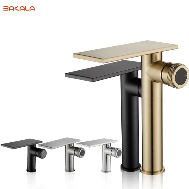 Robinet de lavabo cascade de salle de bains – vue 2