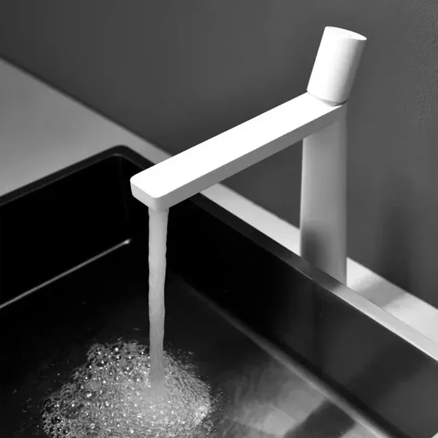 Robinet mitigeur de lavabo de salle de bains – vue 7