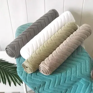 Serviettes de baignoire à rayures ondulées