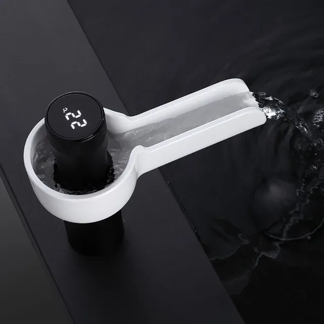 Robinet de lavabo numérique à LED pour salle de bains – vue 7