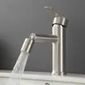 Robinet de centre commercial d'eau froide et chaude en… – vue 3