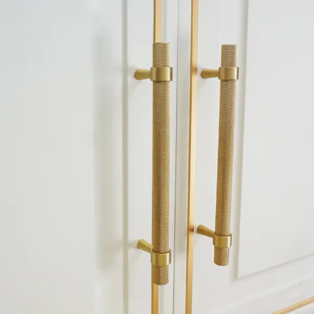 Poignée de porte d'armoire de cuisine en laiton massif – vue 6
