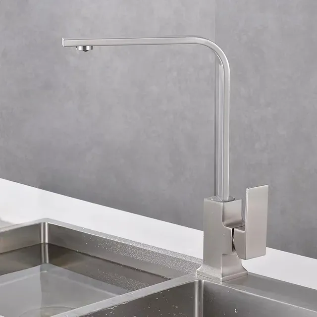 Robinet de cuisine en acier inoxydable doré brossé – vue 4