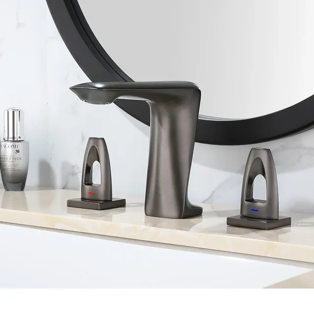 Mitigeur lavabo trois trous bec cascade double poignées… – vue 3