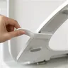 Lève-couvercle de toilette hygiénique et poignée de siège – vue 3