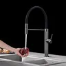 Robinet de cuisine de luxe en laiton brossé doré – vue 3