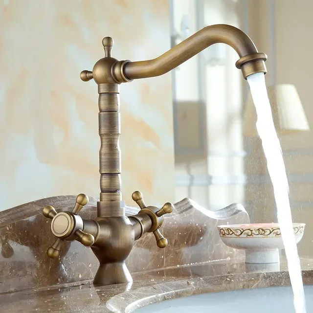 Robinets de centre commercial finis en laiton et bronze – vue 2