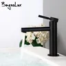 Robinet de salle de bains d'eau chaude et froide – vue 2