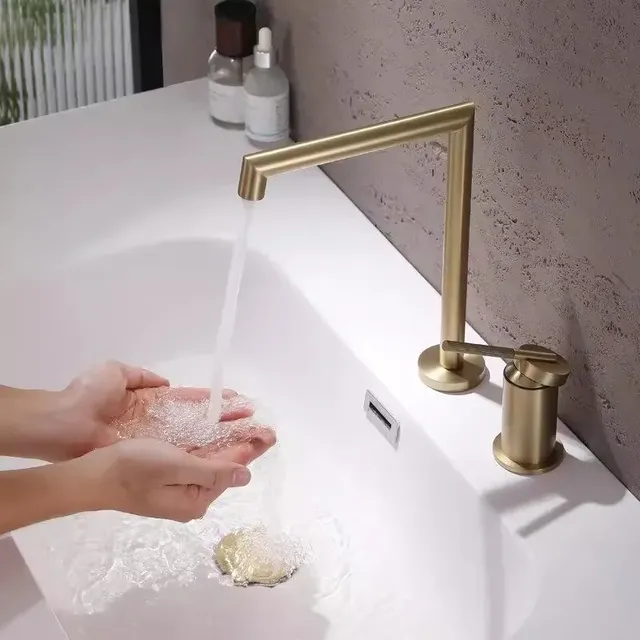 Robinet de salle de bains en laiton brossé doré – vue 2