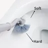 Brosse courbe de toilette de type S suspendue au mur de… – vue 3