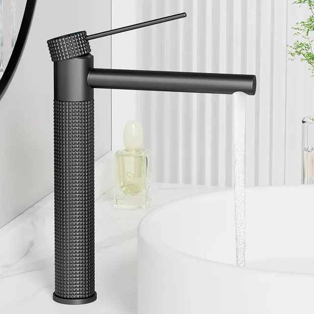 Robinet de lavabo noir – vue 3