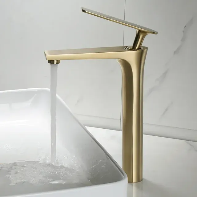 Robinet de salle de bains en laiton doré brossé – vue 2